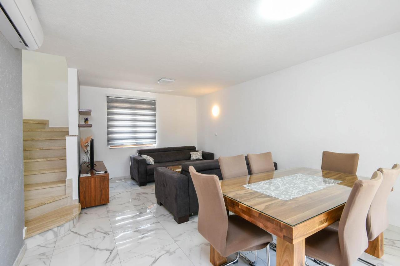 Lidija Apartmani オレビック エクステリア 写真