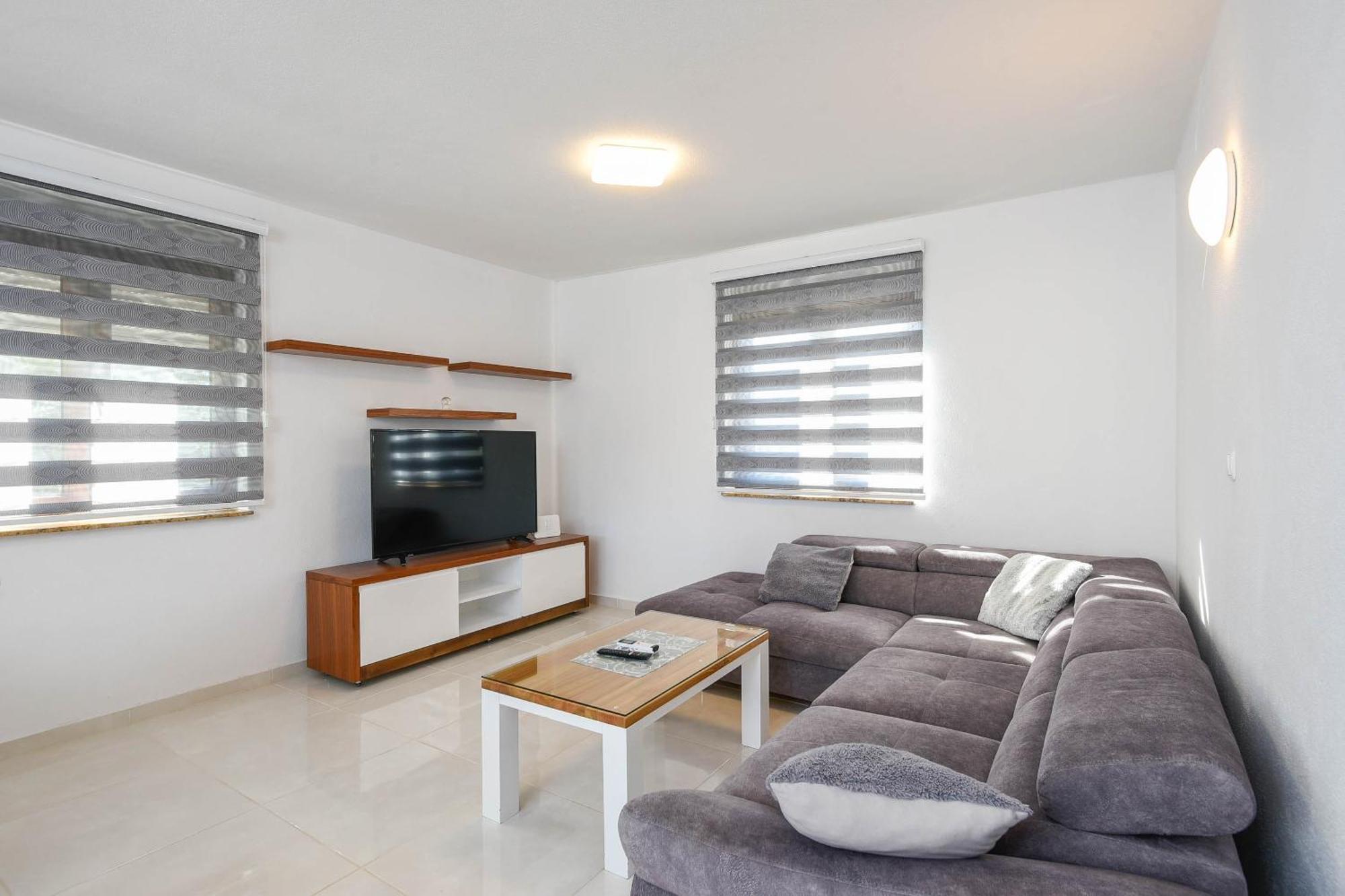 Lidija Apartmani オレビック 部屋 写真